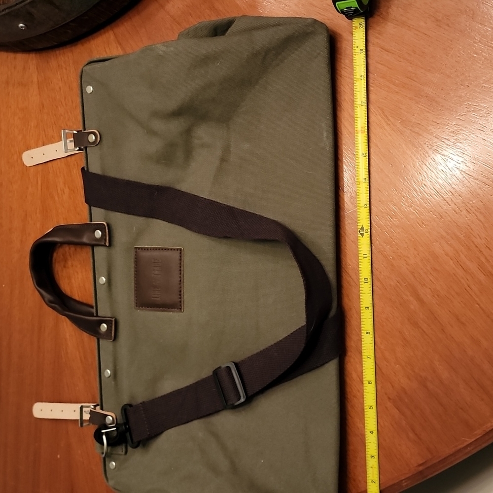 Line of Trade army green canvas travel bag! SOO FUN AND UNIQUE! NWOT - Picture 2 of 8